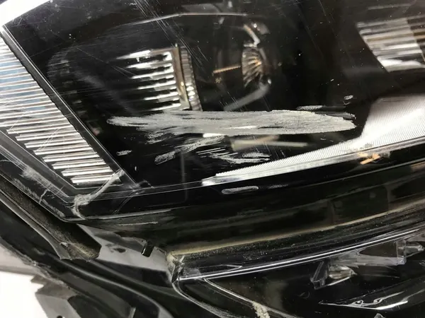 LÂMPADA LED COMPLETA TIGUAN ALLSPACE 16-22 R OEM 5NN941114C image 3