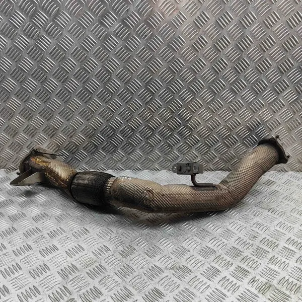 Katalysator Porsche Macan OEM 8R0253350 image 2