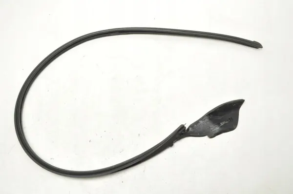 Junta de puerta Mercedes AMG GT OEM A1907270700 Izquierda Delantera image 3