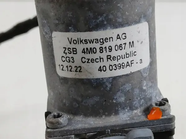 Válvula de calefacción Porsche Cayenne OEM 4M0819067M image 4