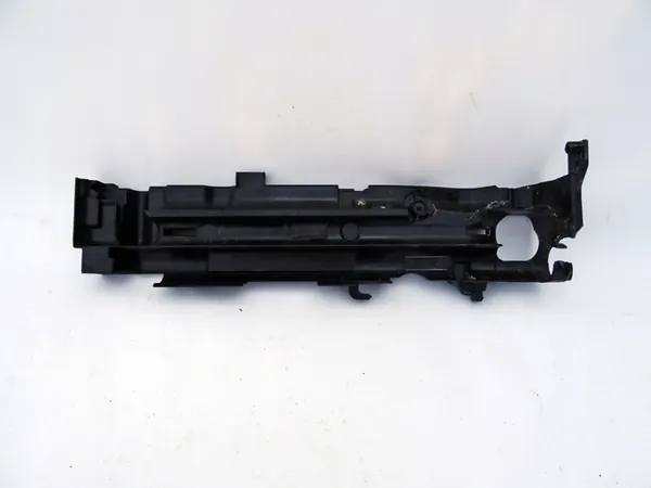 CADRE DE RADIATEUR MERCEDES W206 A0995043200 image 1