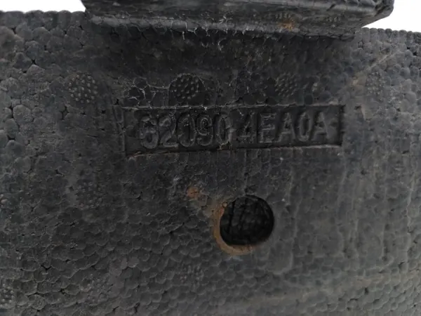 Nissan Qashqai framstötdämpare OEM 620904EA0A image 7