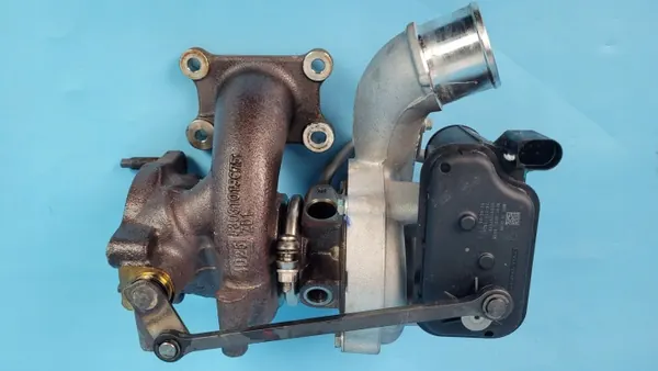 Turbo Chery Omoda 5 OEM 111100075AA - Usado image 7