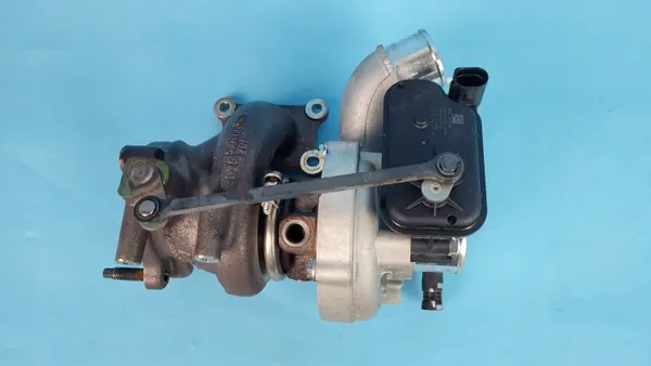 Turbo Chery Omoda 5 OEM 111100075AA - Usado image 9