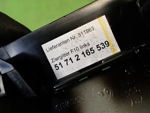 Left Black Grille M Performance BMW F10 F11 image 5