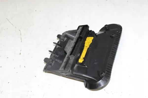 Mercedes-Benz A9608310305 Cabinefilterkap Gebruikt image 3