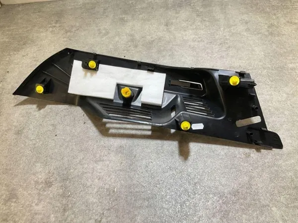 Ford Heckklappenschlossabdeckung OEM 1TBA46808A - Gebraucht image 3