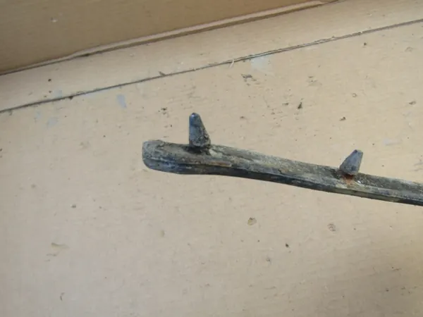 Junta de guardabarros y parachoques derecho MERCEDES W124 OEM image 4