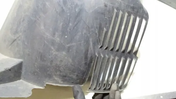 Front Right Wheel Arch Seat Alhambra 1.9 TDI OEM image 5