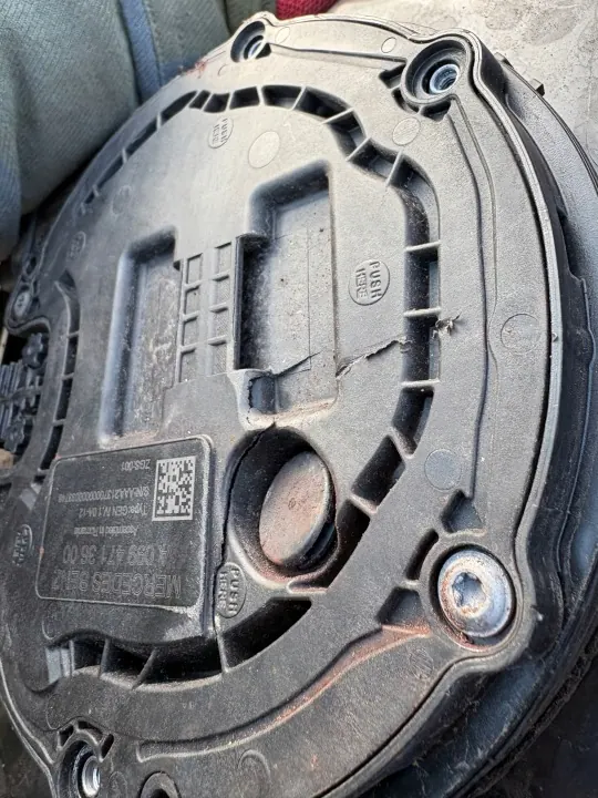Tanque AdBlue Mercedes Sprinter OEM A9104700000 image 7