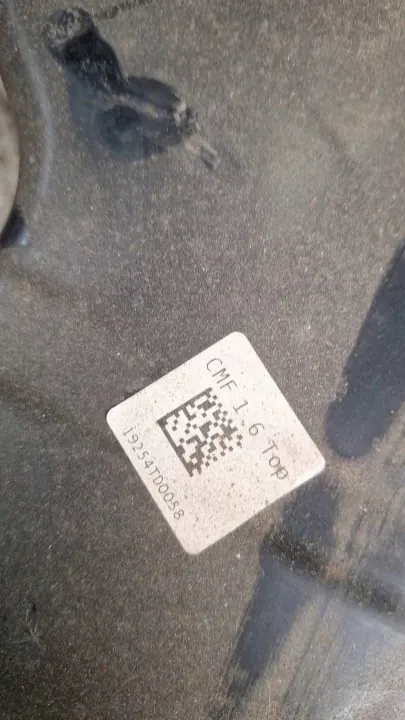 AdBlue-säiliö OEM 172A24715R Renault Espace V:lle image 3