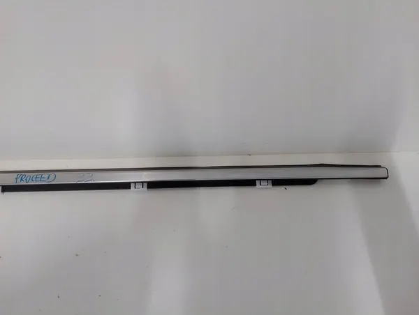 KIA PROCEED III Moldura de janela dianteira esquerda image 4