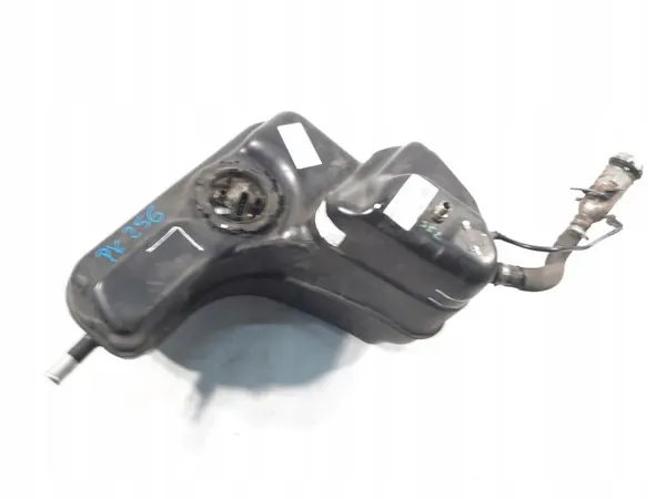 Audi R8 II Spyder polttoainesäiliö OEM 4S7201022L - Oikea image 2