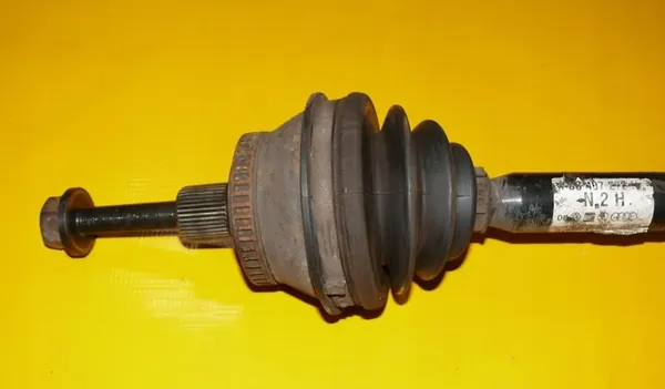 Höger framaxel Audi S6 A6 C5 4.2 299HK image 2