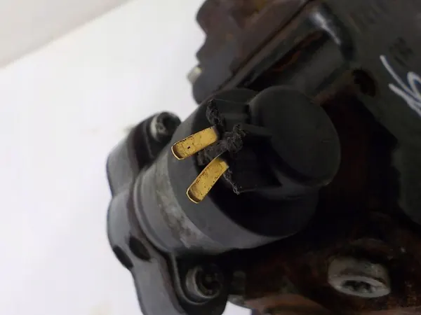 OPEL CORSA D 1.3 CDTI Brandstofpomp 0445010204 image 3