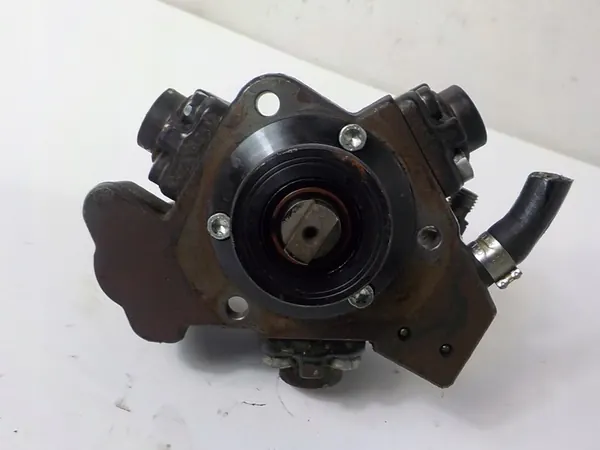 OPEL CORSA D 1.3 CDTI Brandstofpomp 0445010204 image 4