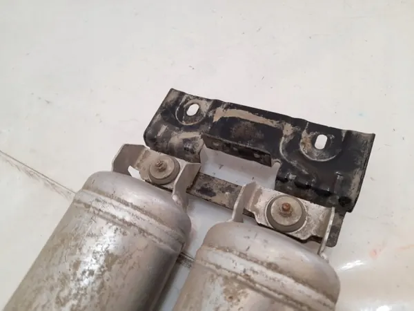 OEM 04877129AC Ilmajousitussäiliö Dodge RAM 13-18 image 7