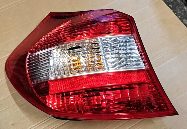 BMW 1 E87 Lámpara Trasera Izquierda 63216924501 image 7