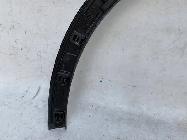 AUDI Q3 II Etu Oikea Lokasuoja 83A853718A image 10