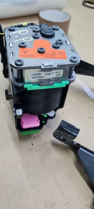 Säkerhetsbälte Audi Q5 OEM 8R1857706B Höger fram image 8