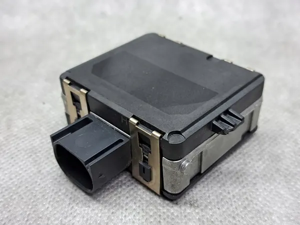 Radarassistent Audi A4, A5 4M0907590G image 4