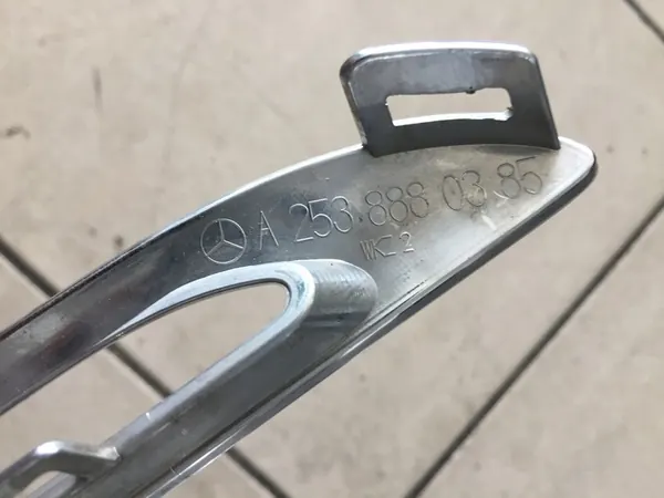 Mercedes GLC C253 Listello Griglia Cromato A2538880185 image 3