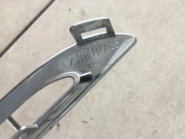 Mercedes GLC C253 Listello Griglia Cromato A2538880185 image 6