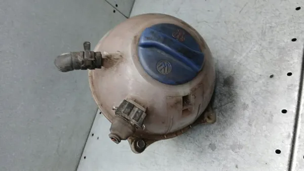 Reservatório de Refrigerante VW T4 2.5TDI 00-03 701121407C image 2