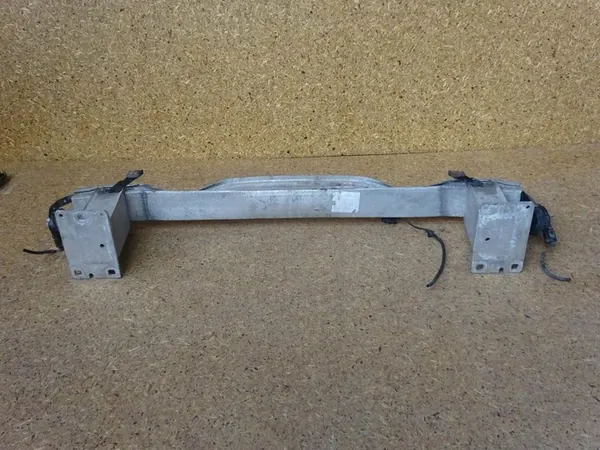 AUDI A4 B8 08-11 Etupuskuri Kannan Täydellinen 8K0807113F image 5