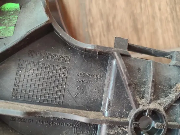 Deslizamento de para-choque traseiro direito Skoda Octavia III 12-16 OEM image 5