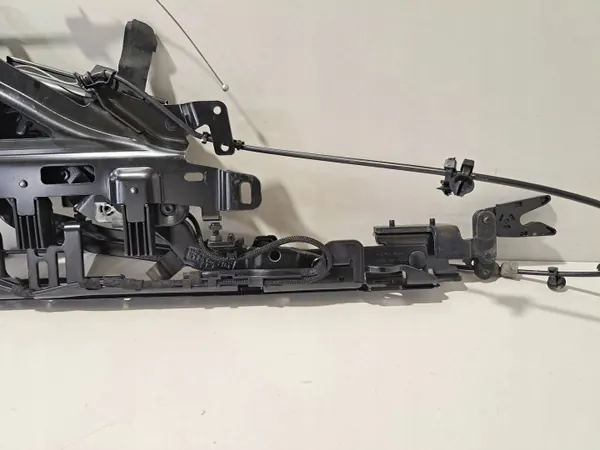 Bakluckfäll OEM 7443103 Vänster Bak BMW M8 image 10