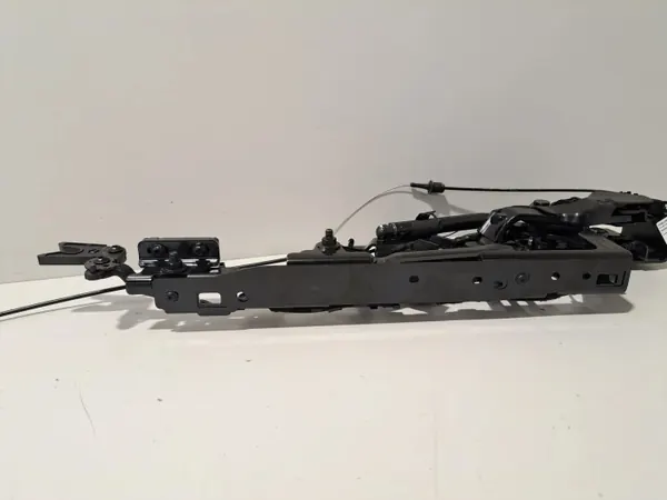Bakluckfäll OEM 7443103 Vänster Bak BMW M8 image 5