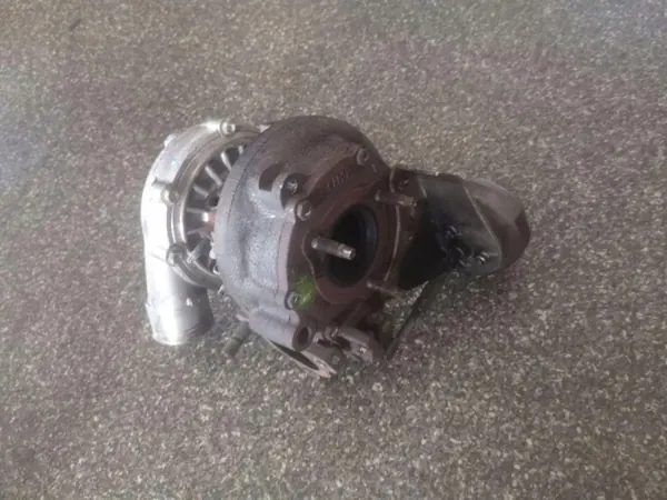 Turbocompresor OEM 172010R021 para Toyota Corolla Verso 2.2L image 4