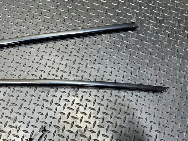BMW F31 Shadow Line sivulasinauhan OEM 4848948 image 6