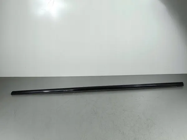 OEM FOB48546 Coupé-raamprofiel voor Jeep Grand Cherokee 2022 image 2
