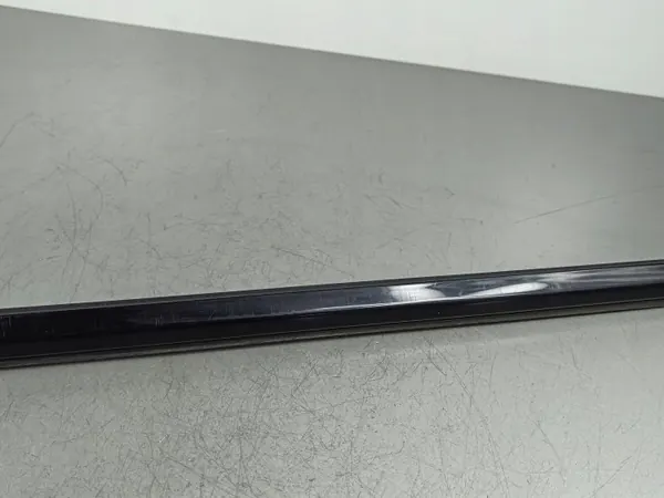 OEM FOB48546 Coupé-raamprofiel voor Jeep Grand Cherokee 2022 image 3