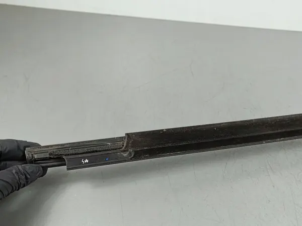 OEM FOB48546 Coupé-raamprofiel voor Jeep Grand Cherokee 2022 image 9
