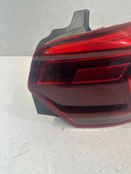 Luz Trasera Derecha Polo 2G 2G0945208B image 2