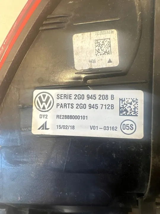 Luz Trasera Derecha Polo 2G 2G0945208B image 7