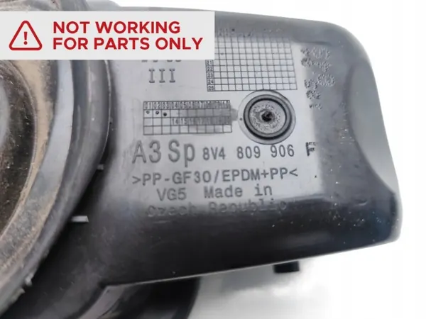 Audi A3 Bränslelucka OEM 8V4809906F - Begagnad image 7