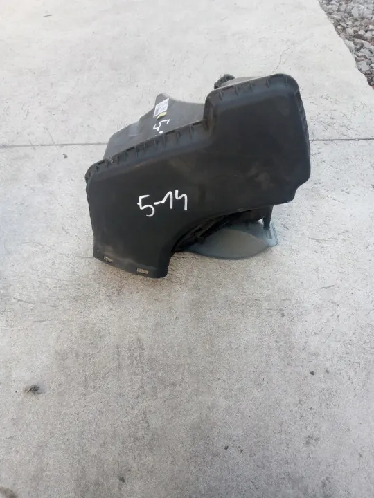 Boîtier Filtre à Air OEM 4G0133838AC Audi A6 C7 image 7