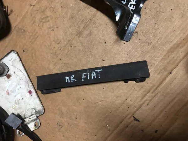 Junta de puerta Fiat 125 OEM 125 - Estado usado image 3