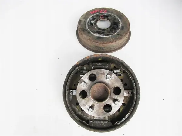 Moyeu arrière droit Toyota Yaris II 2006-2011 OEM image 1