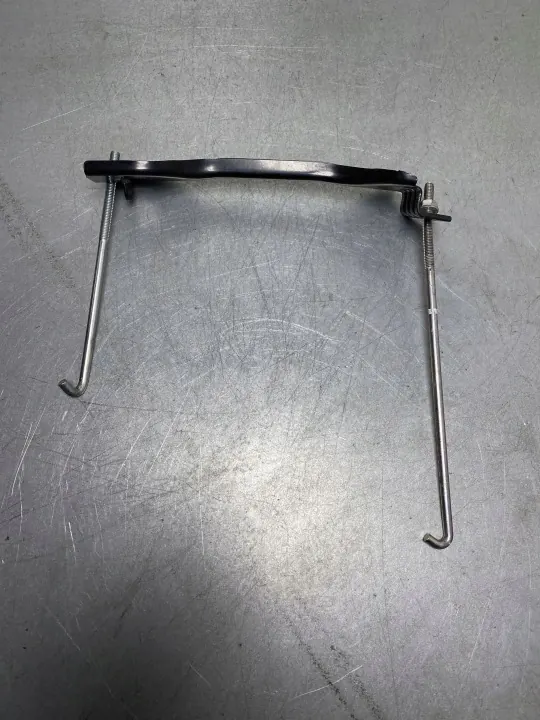 Support batterie Subaru OEM FBZ16908 - État utilisé image 2