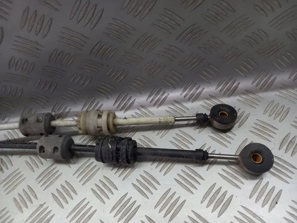 Opel OE 55577318 Vaihdevaijeri image 2