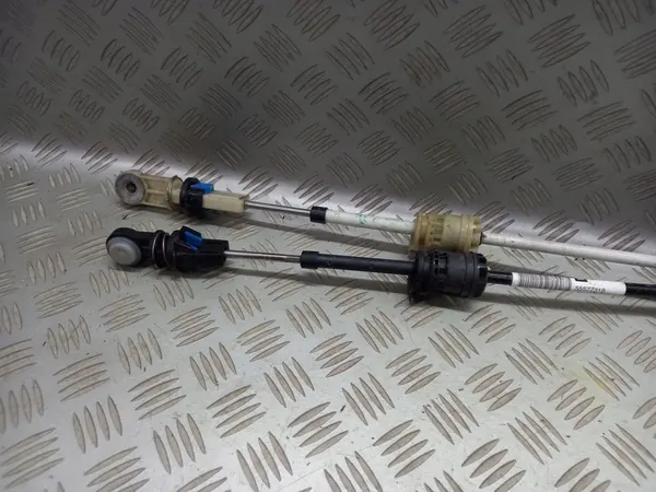 Opel OE 55577318 Vaihdevaijeri image 3