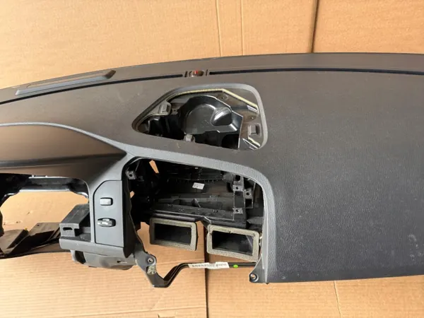 Consola salpicadero Volvo XC60 OEM XC60 deska 09-17 image 4