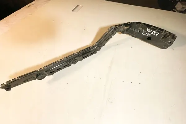 Scivolo paraurti posteriore sinistro VW PASSAT B7 2.0L diesel image 5