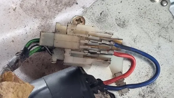 Etupyyhkijän mekanismi Seat Ibiza VW Polo 6N image 10