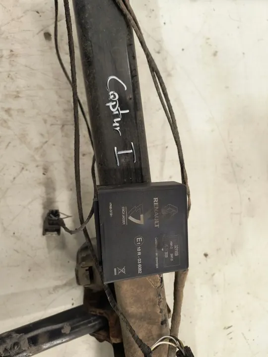 Kit de Barra de Remolque Renault Captur I OEM - Juego Completo image 5